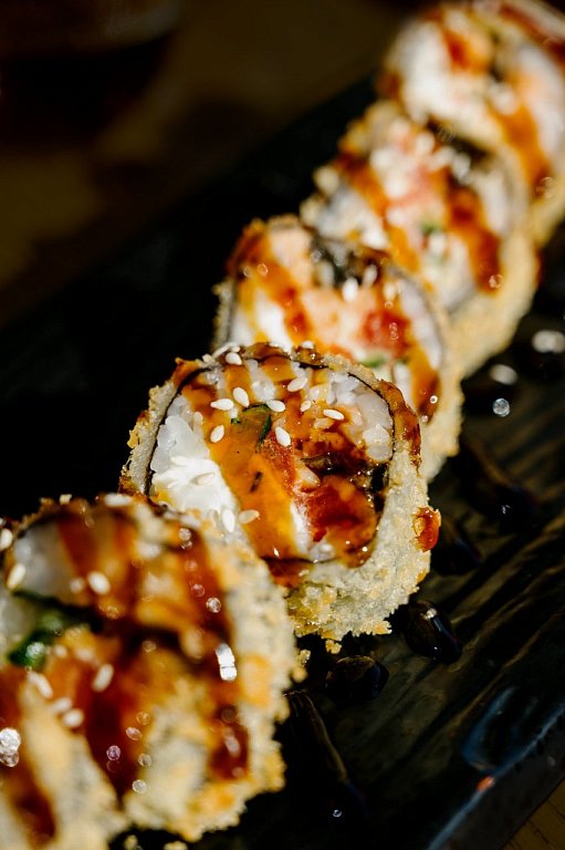 Ю Жаренный Ролл Токкобана