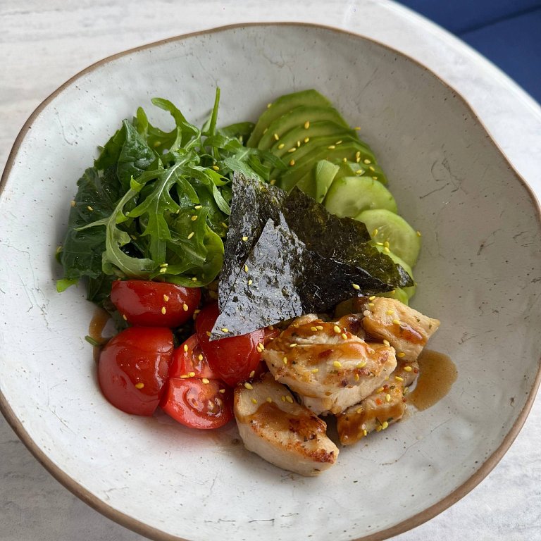 Л Поке с курицей