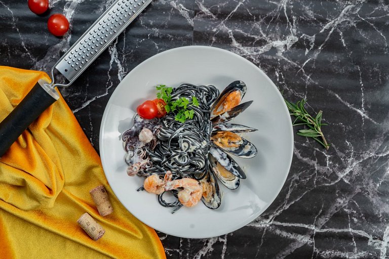 П Спагетти Nero с морепродуктами