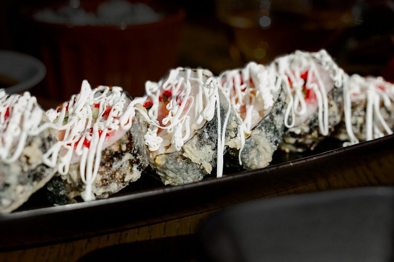 Ю Жаренный Ролл Аге Маки