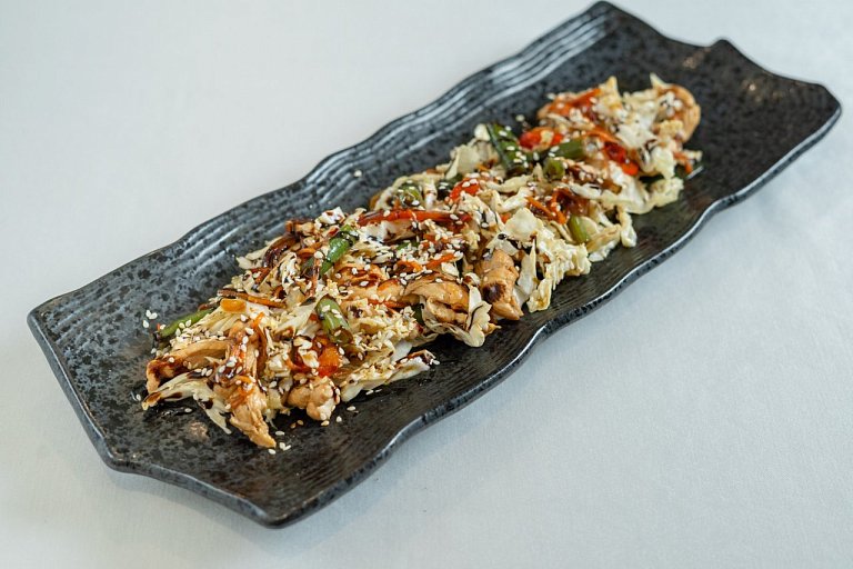 Ю Филе цыплёнка с овощами в азиатском стиле 