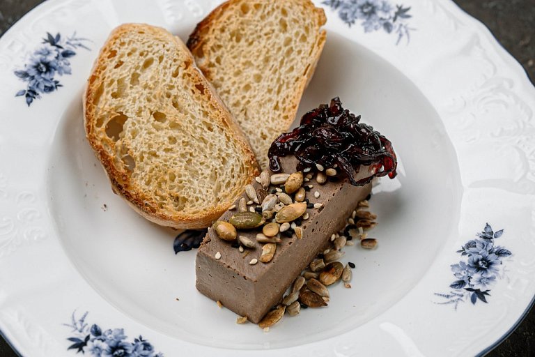 Ю Паштет из куриной печени 