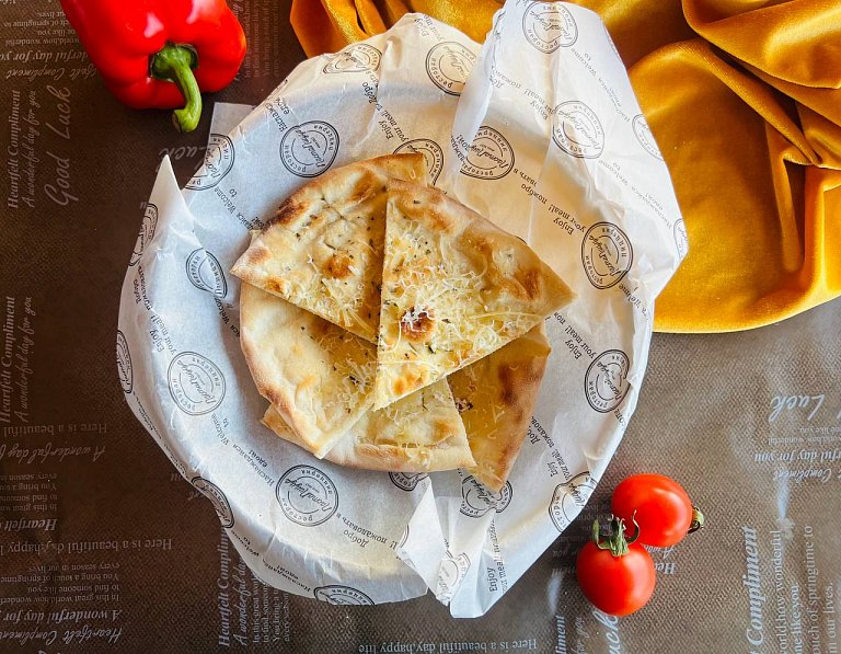 П Фокачча с пармезаном и орегано