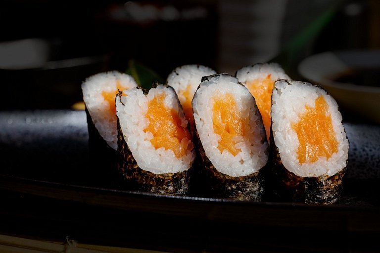 Ю Ролл с Лососем