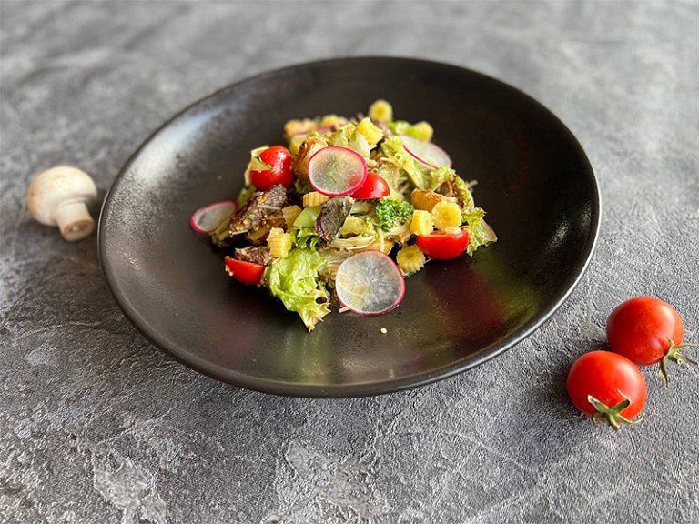 П С вырезкой телёнка и овощами