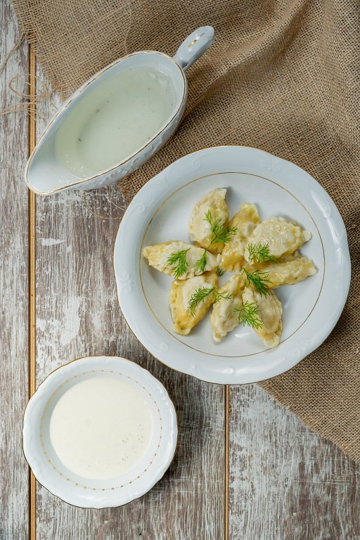 П Пельмени из осетрины