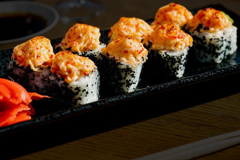 Ю Ролл "Дзёраку-гадзё"