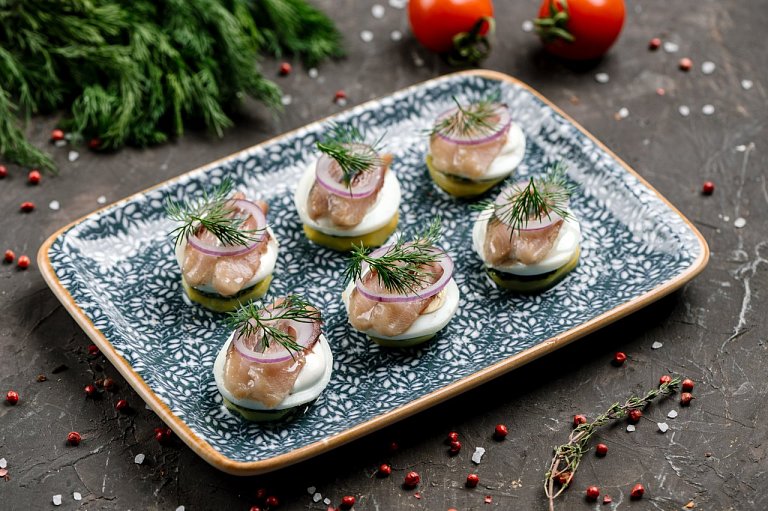 Ю Мини закуска с сельдью