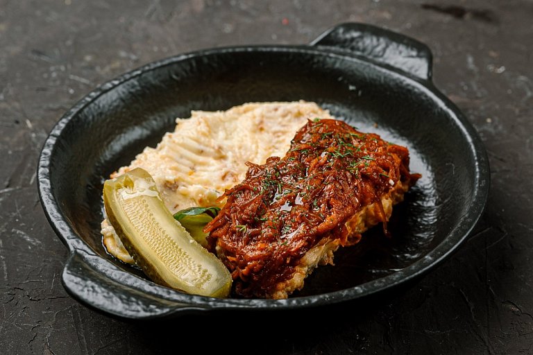 Ю Жаренный сом по астрахански